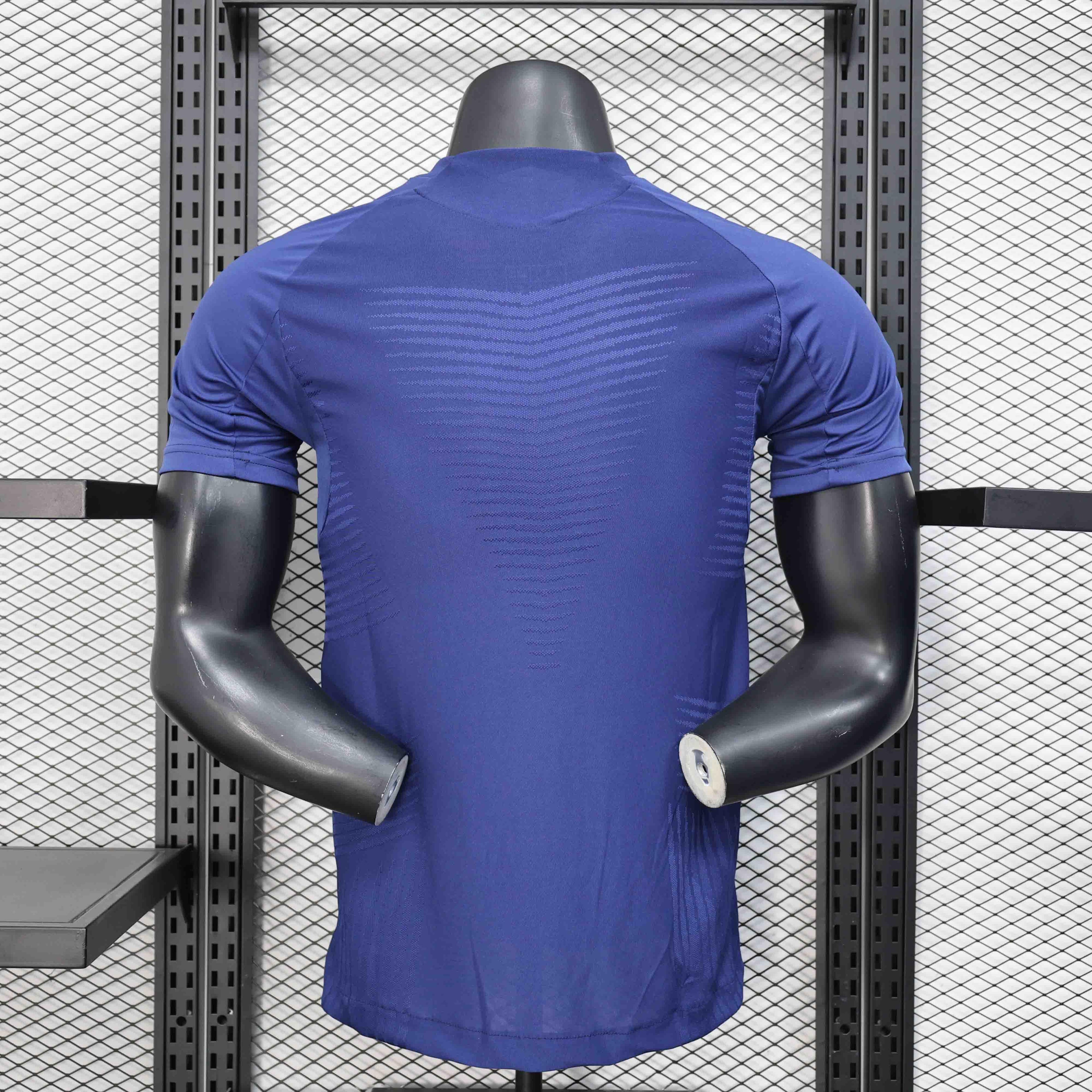 Maillot Manchester United concept 2025-26