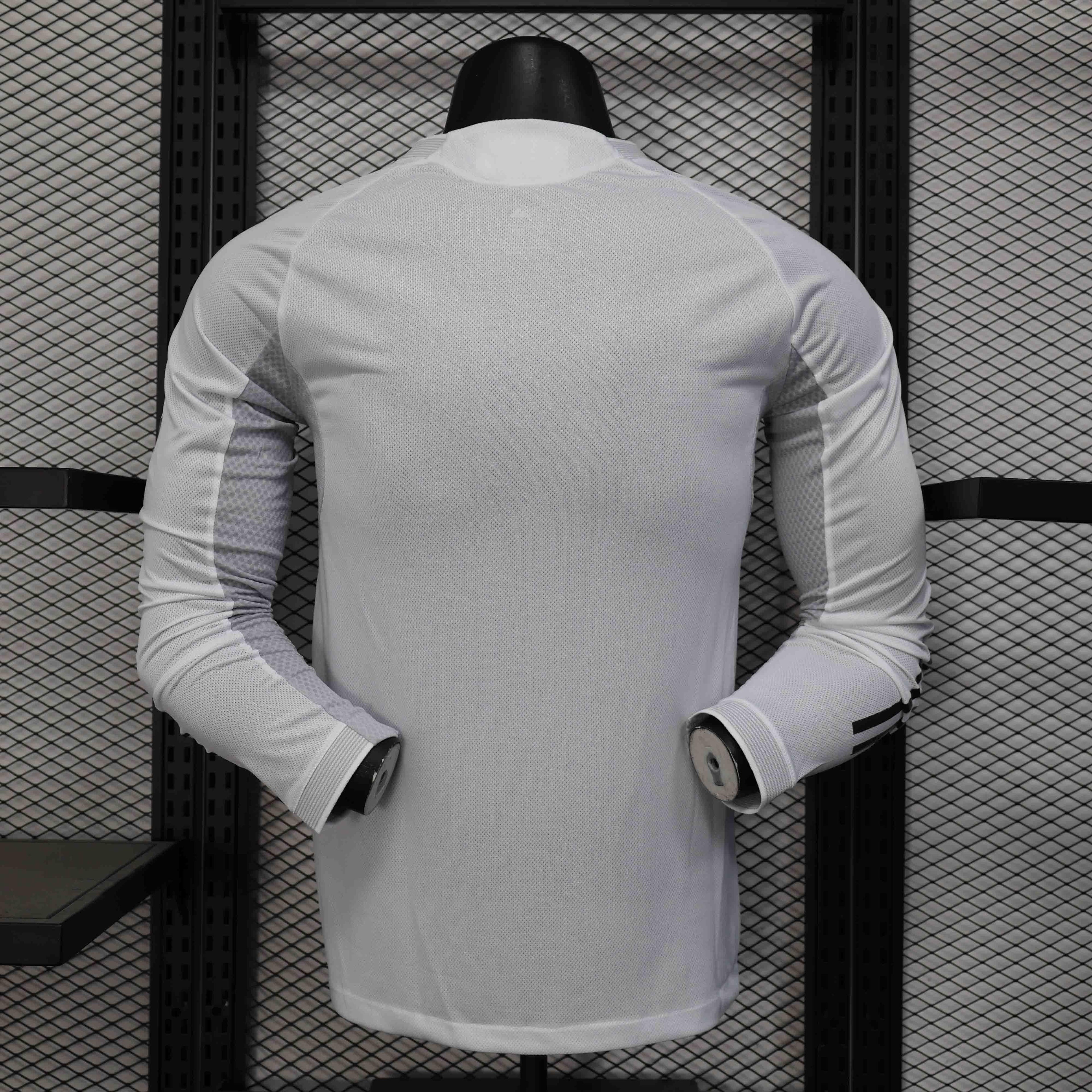 Maillot 25-26 Real Madrid Manche Longue